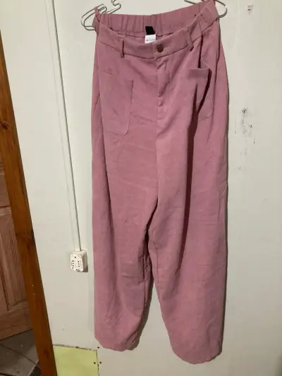 Pantalones rosados de mujer palazos - miniatura 1