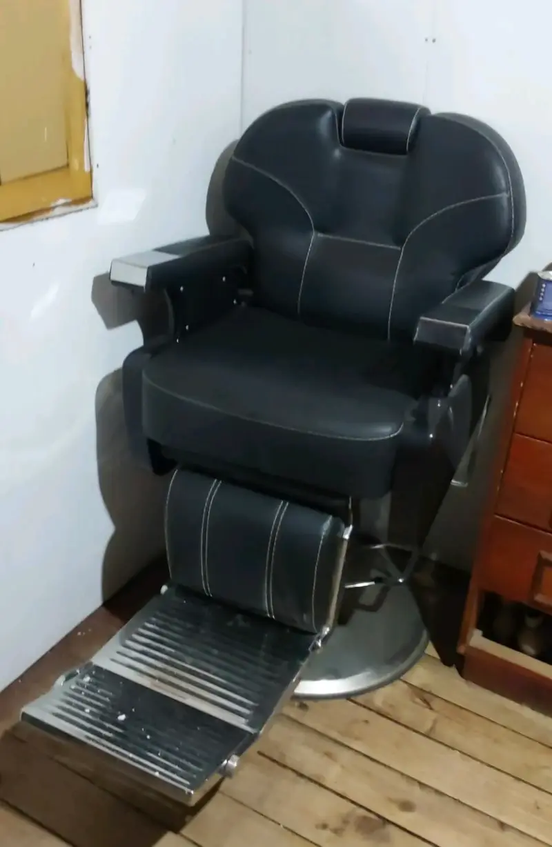 Sillón de barbería negro