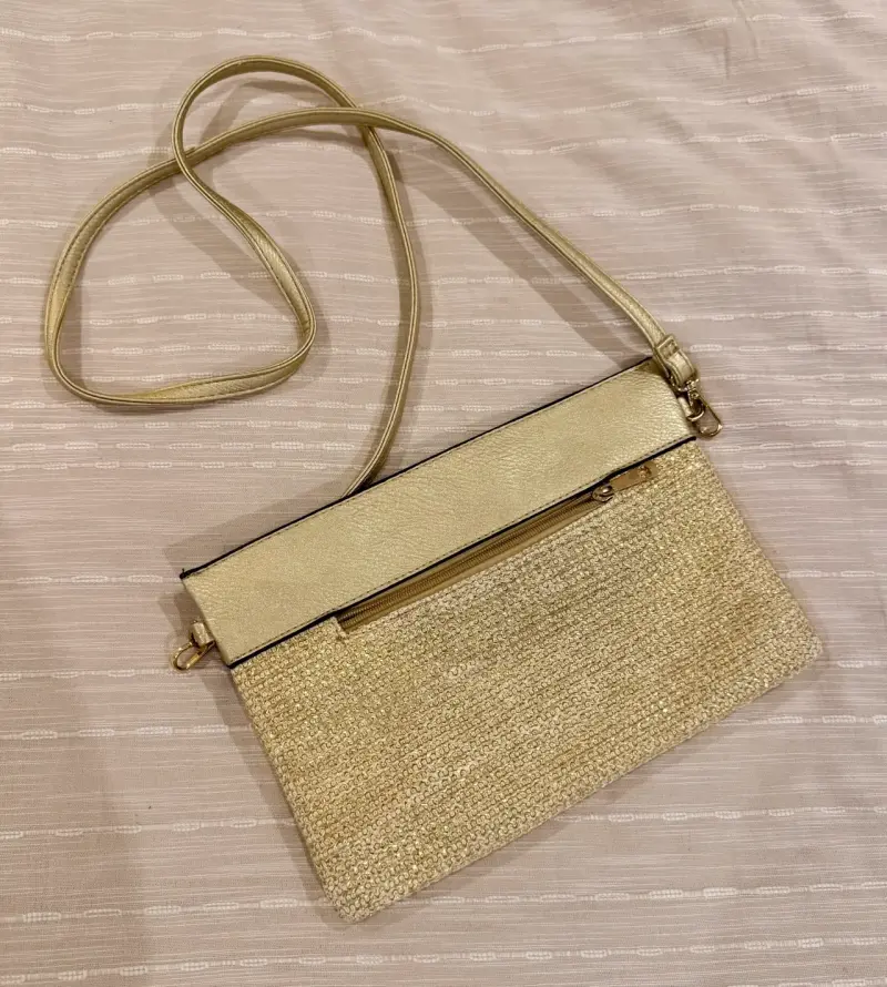 Cartera Dorada - 3