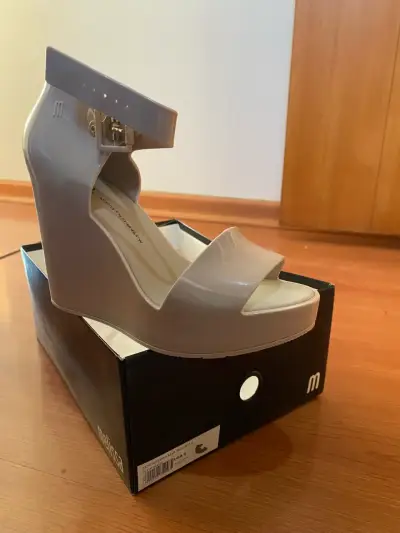 Melissa,Tacones beige con plataforma 36 - miniatura 2