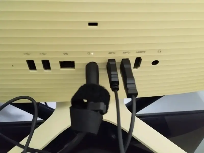 Computador HP All-in-One 20 pulgadas - 3