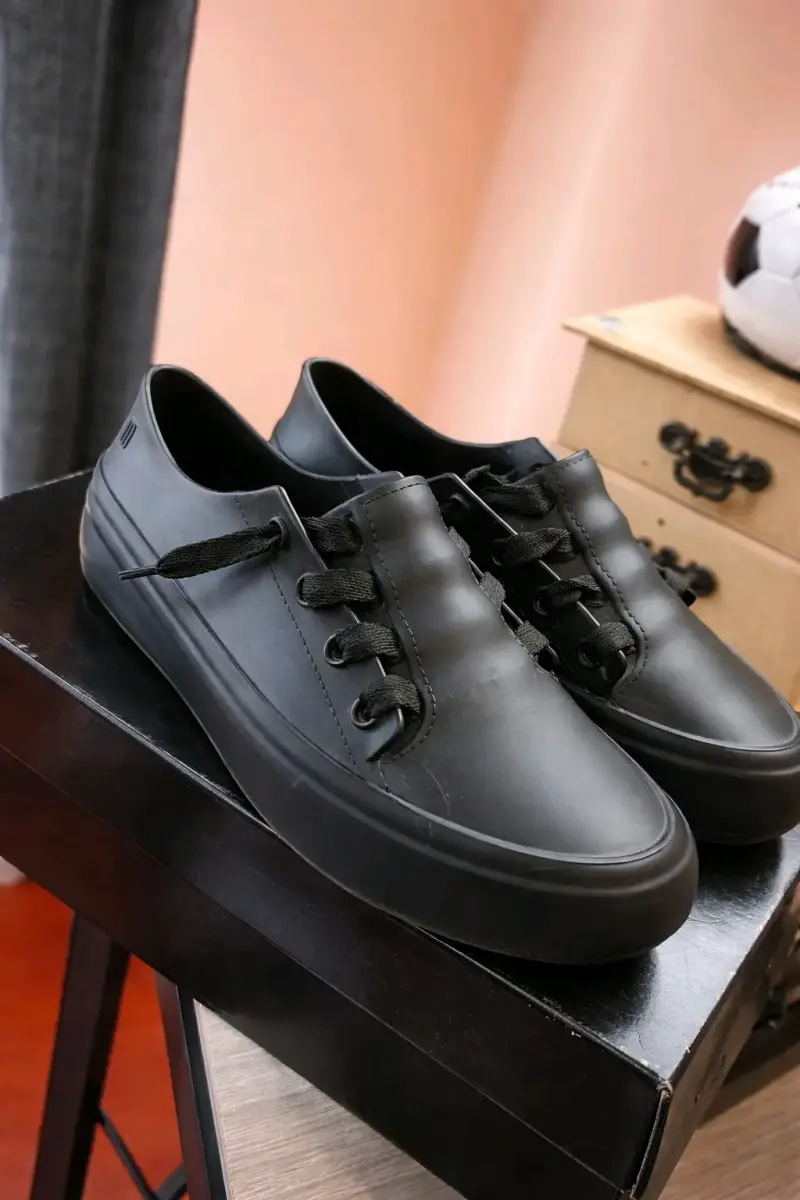 Zapatillas negras casuales Marca Melissa - 1