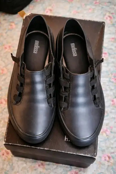 Zapatillas negras casuales Marca Melissa - miniatura 2