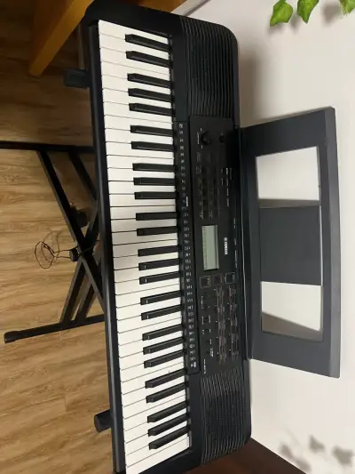 Teclado electrónico Yamaha - miniatura 2