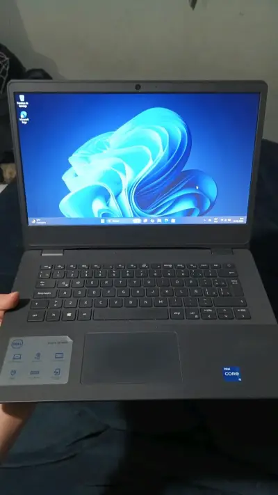 Laptop Dell i5 11th / 16ram / 500GB SSD - miniatura 1