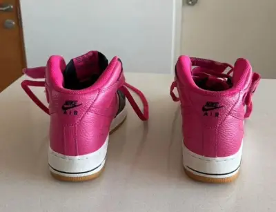 Zapatillas Nike Air negras y rosas - miniatura 2