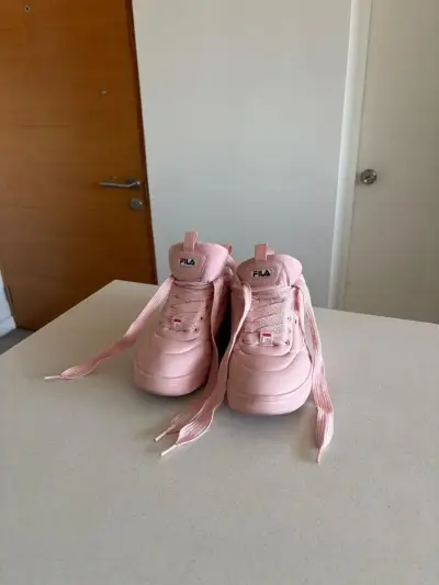 Zapatillas Fila rosadas - miniatura 1