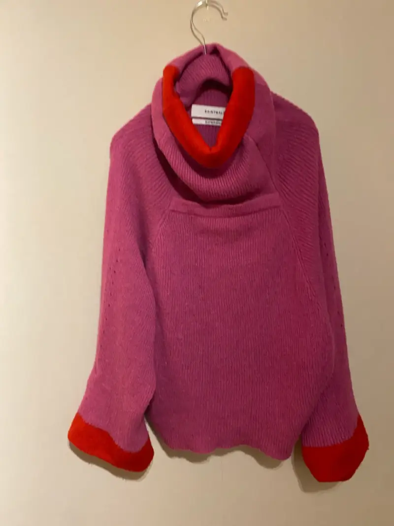 Sweater rojo con cuello leer descripcion - 3