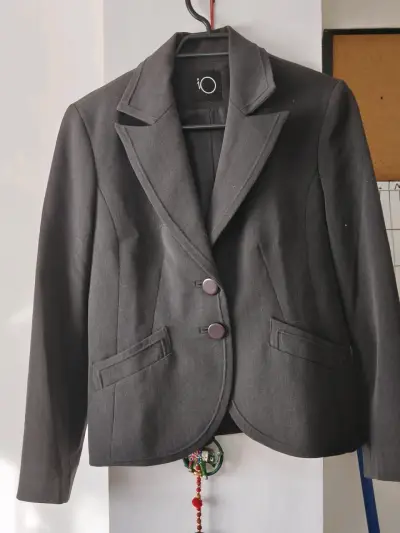 Blazer gris oscuro elegante - miniatura 1
