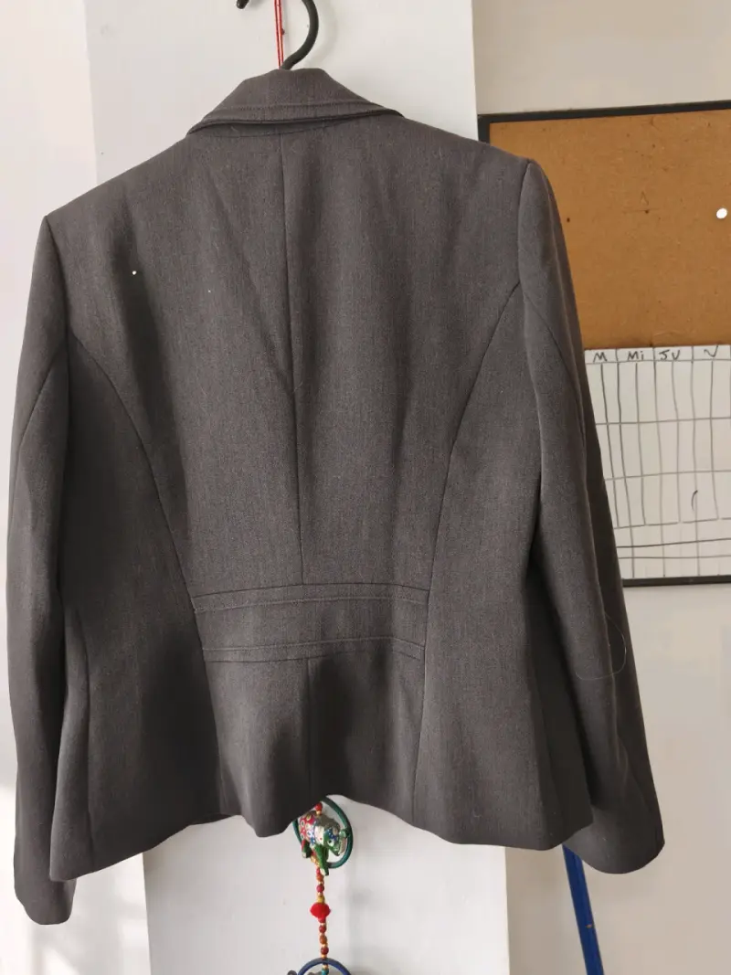 Blazer gris oscuro elegante - 2