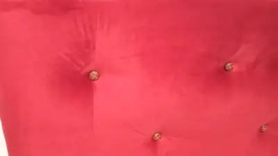 Cabecero tapizado rojo - miniatura 1