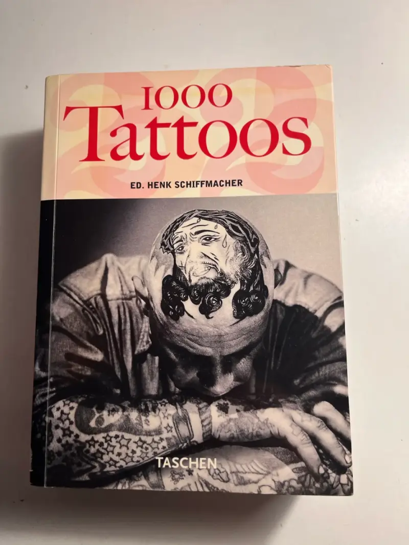 Libro 1000 Tattoos de Taschen - 1