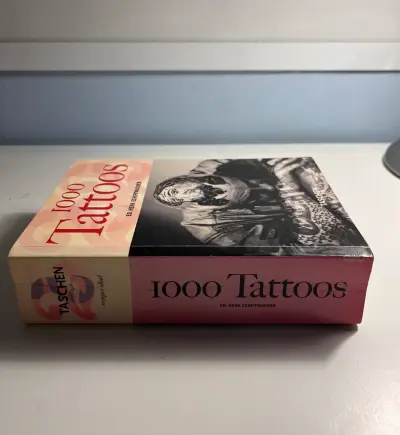 Libro 1000 Tattoos de Taschen - miniatura 3