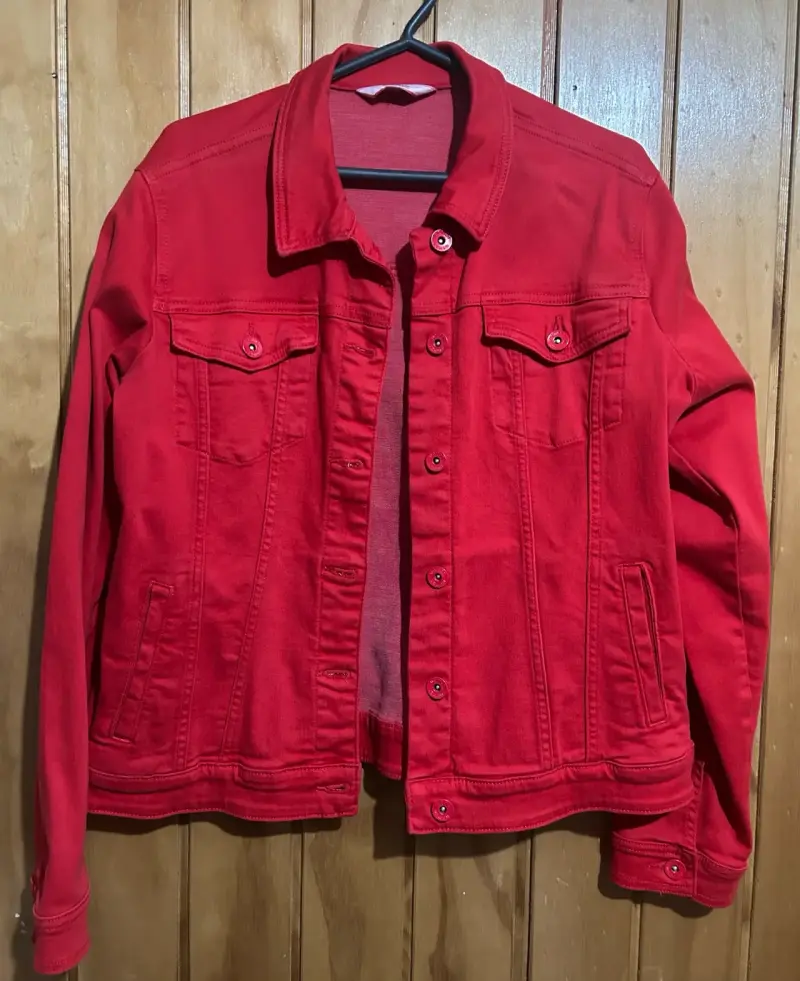 Chaqueta roja casual