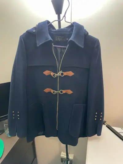 Abrigo azul oscuro con capucha - miniatura 3