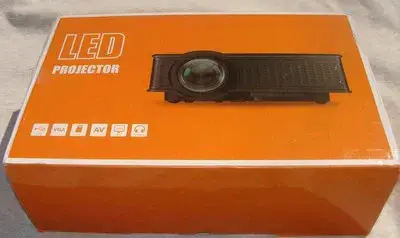 Proyector LED nuevo con caja - 1