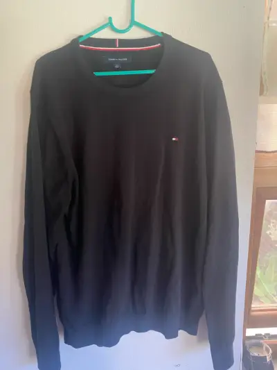 Suéter negro Tommy Hilfiger - miniatura 1