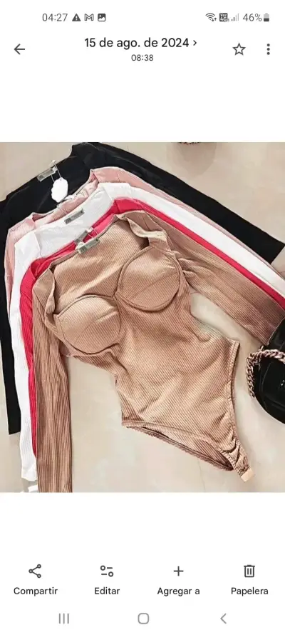 Chaqueta marrón con forro blanco - miniatura 5