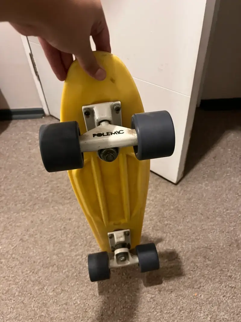 Skateboard penny amarillo compacto - 3