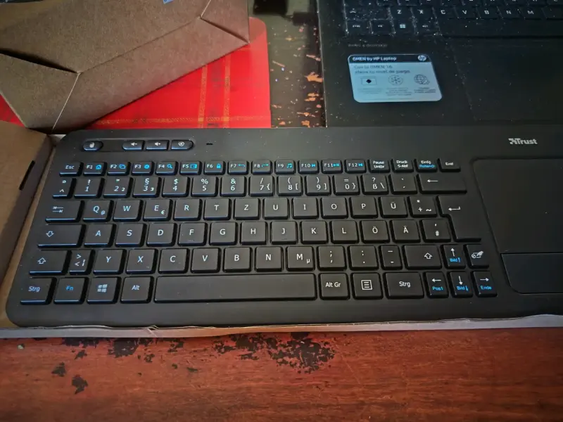 Teclado Trust inalámbrico negro - 1