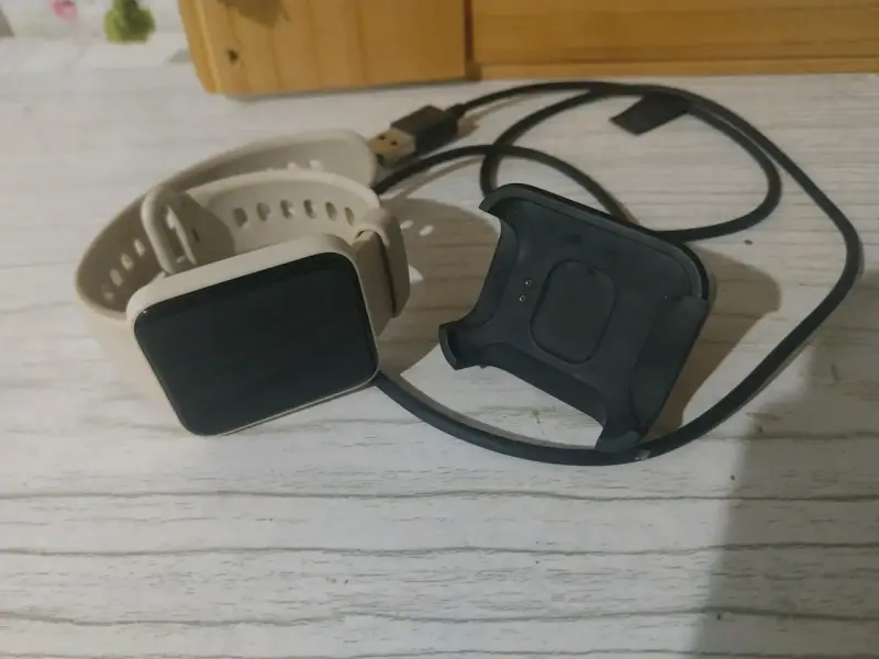 HUAWEI WATCH FIT 2 blanco con cargador - 3