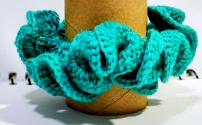Coleteros tejidos a crochet verde - miniatura 4