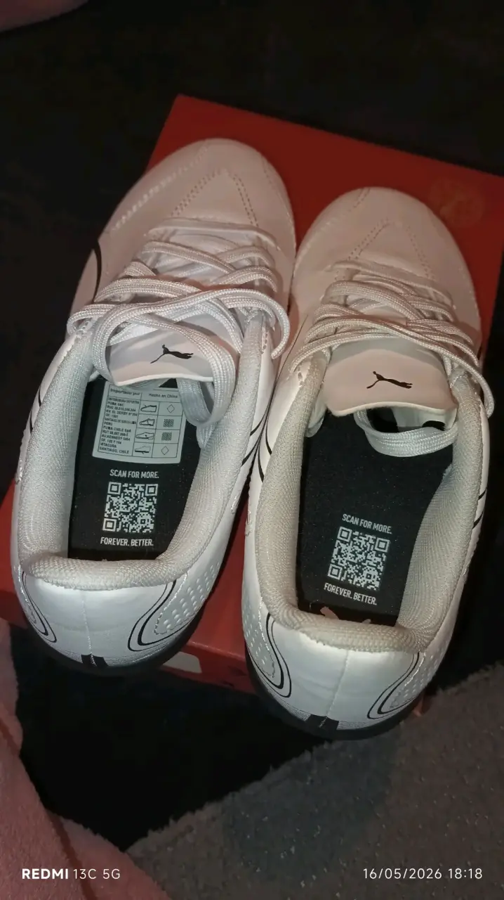Zapatillas blancas deportivas - 4