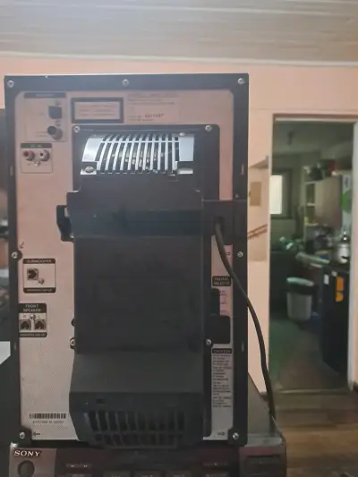 Parlante Sony de alta potencia - miniatura 2