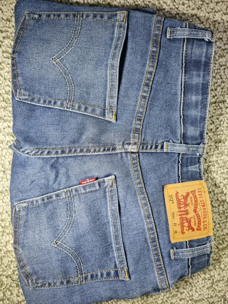 Jeans Levis modelo 512 talla 10 niño - 4