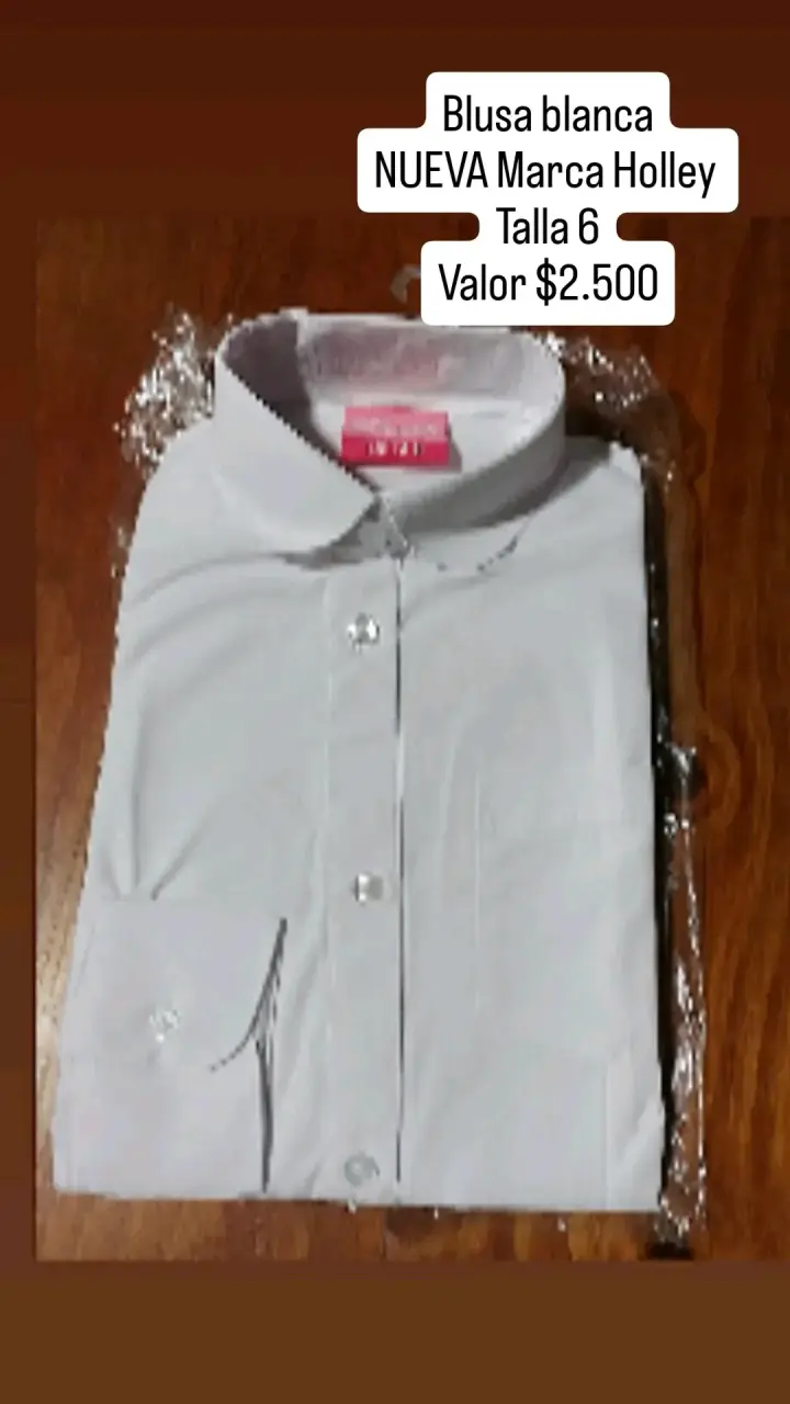 Blusa blanca nueva Holley