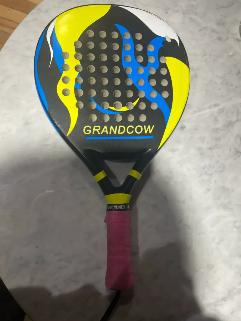 Pala de pádel Grandcow profesional