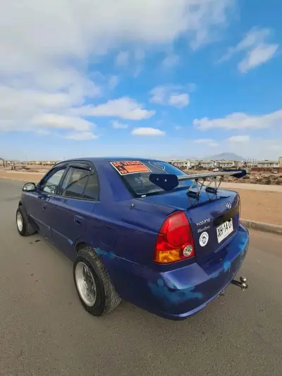 Hyundai accent prime 2004 diésel full 400mil kms - miniatura 2