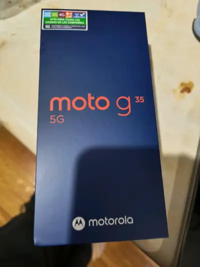 Smartphone Moto G35 5G nuevo - miniatura 2