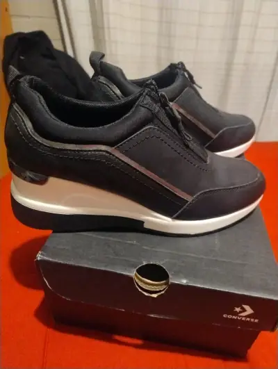 Zapatillas negras carducci - miniatura 1