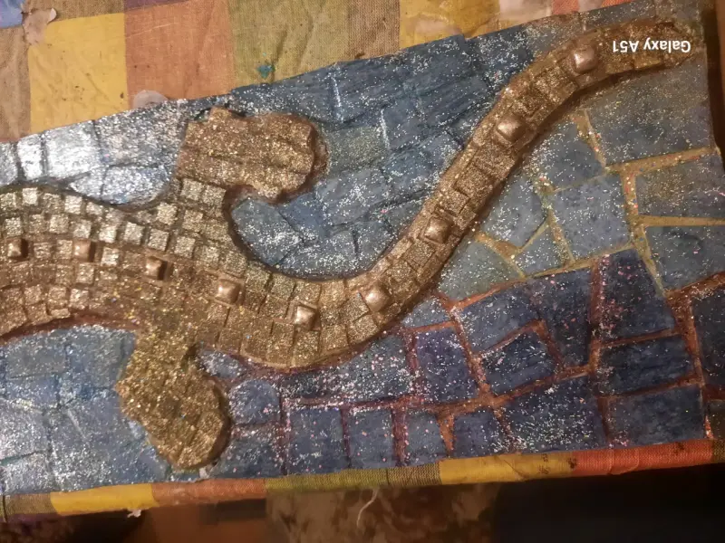 Cuadri con mosaico decorativo de lagarto - 3