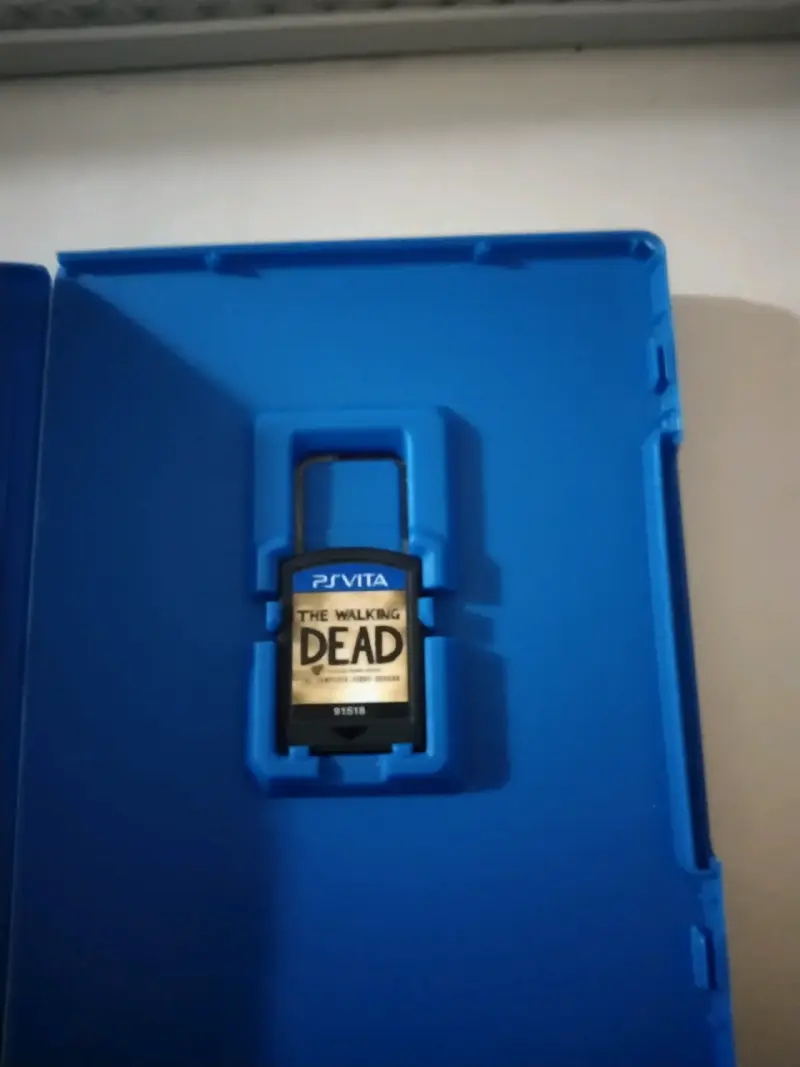 Juego PS Vita The Walking Dead - 2