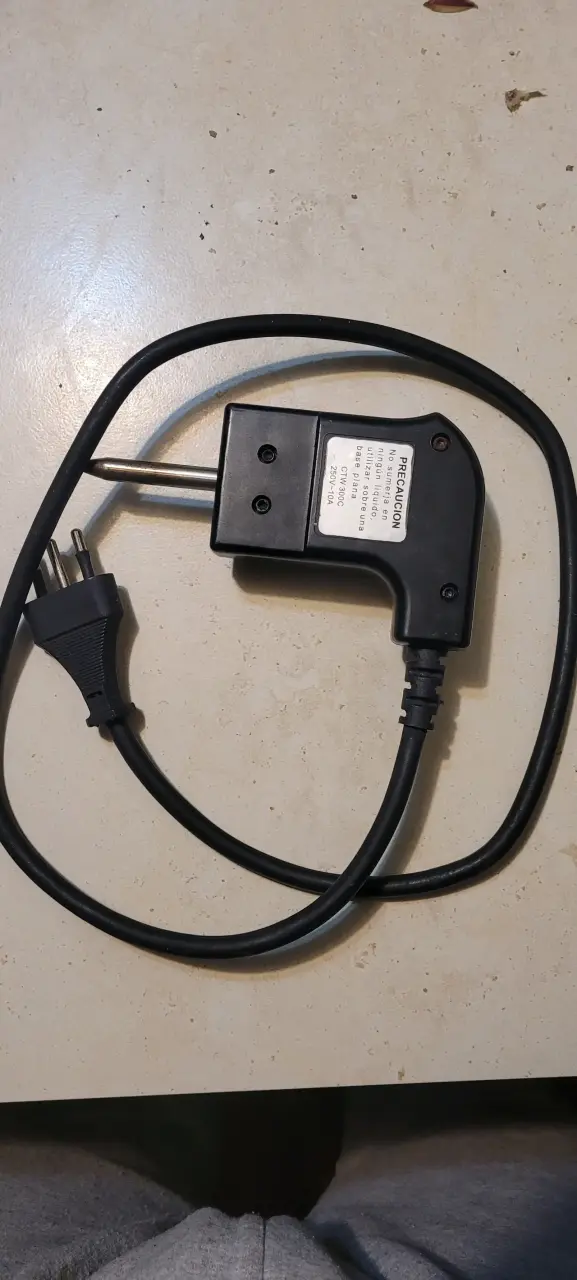 Termostato eléctrico con enchufe - 2