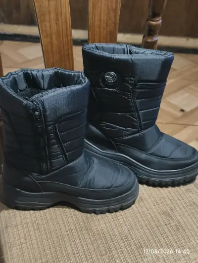 Botas negras de invierno - miniatura 5