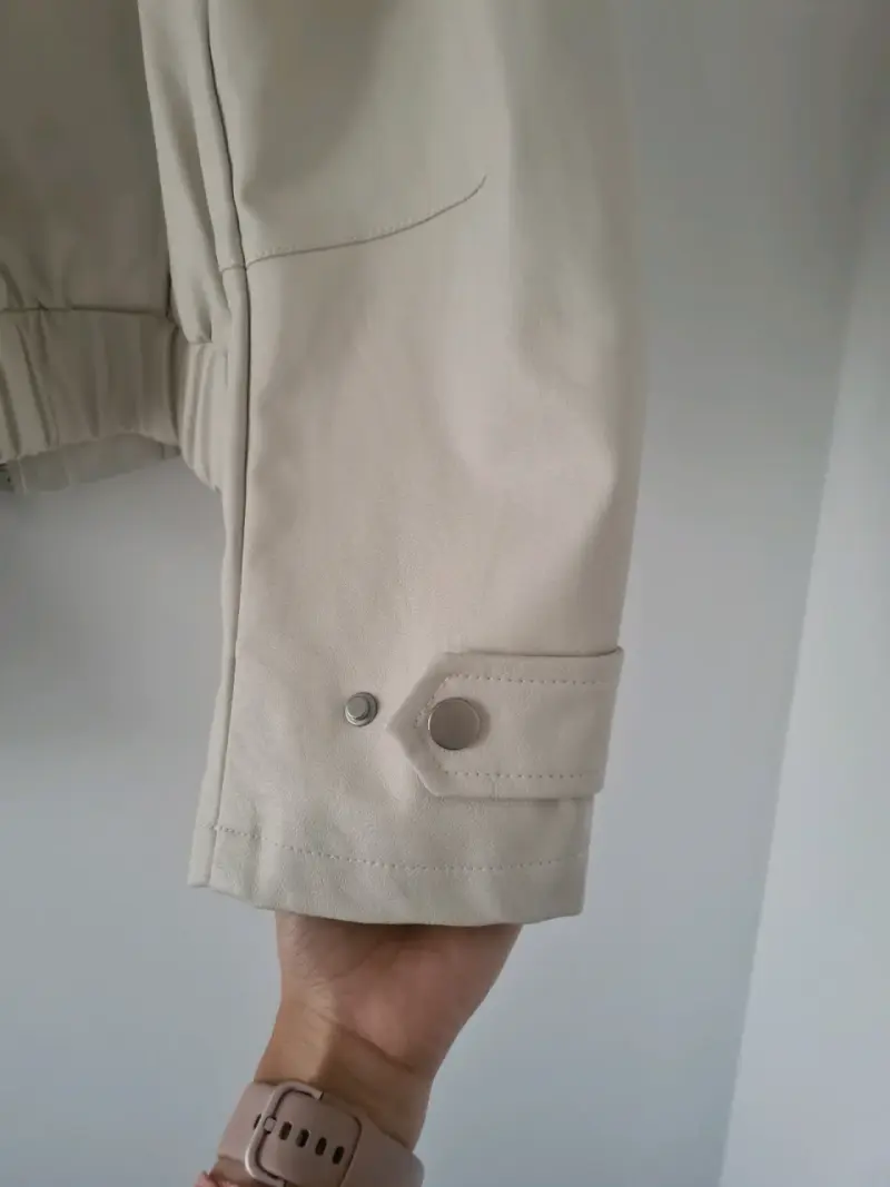 Chaqueta beige nueva con etiquetas - 5