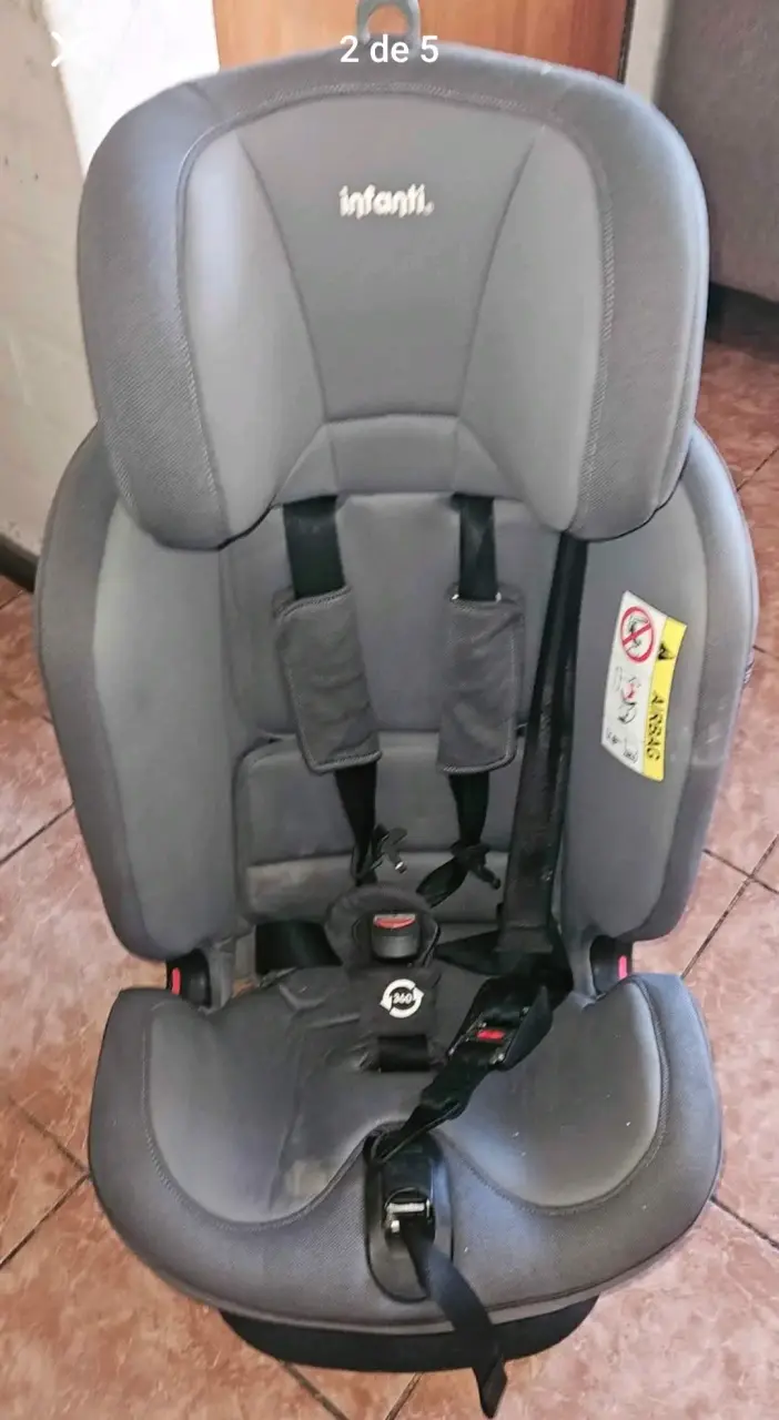 Silla de auto Infanti gris
