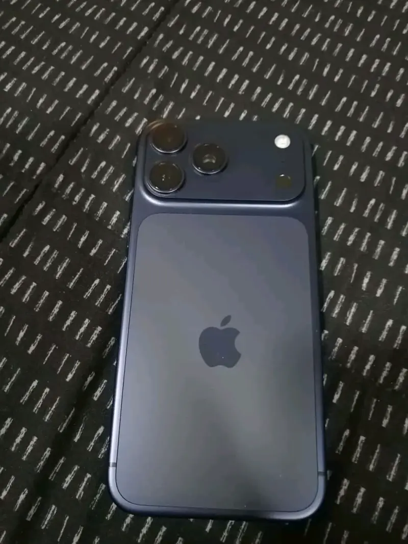 IPHONE 17 PRO.MAX 256G - 4