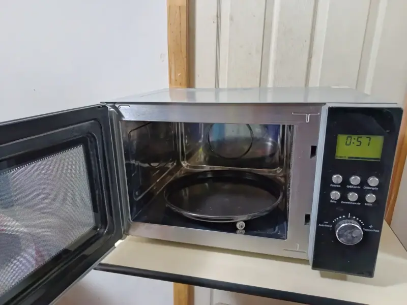 Microondas Thomas 900W negro - 3