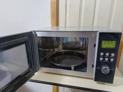Microondas Thomas 900W negro - miniatura 3
