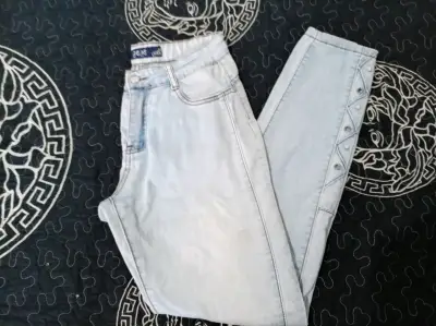 Jeans celestes con perlas elásticados - miniatura 1