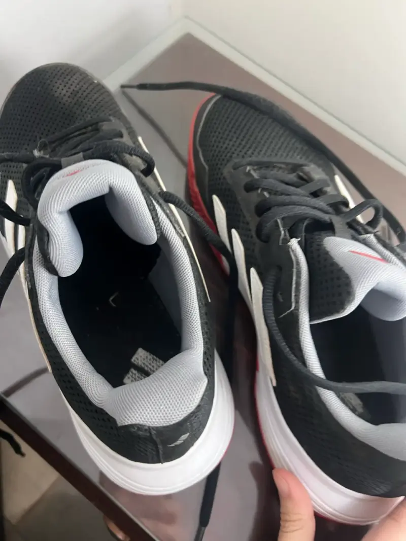 Zapatillas negras Adidas de tenis og - 2