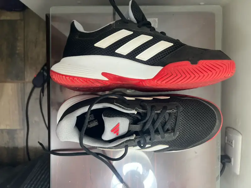 Zapatillas negras Adidas de tenis og - 5