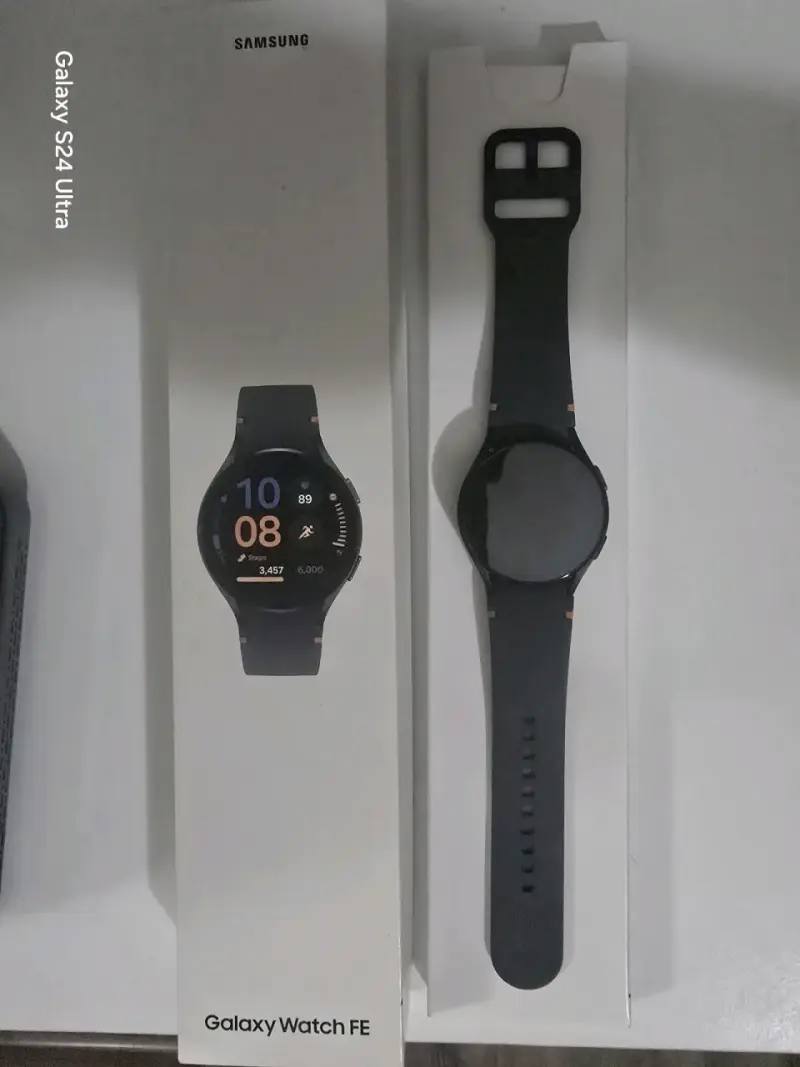 Samsung Galaxy Watch FE - 3