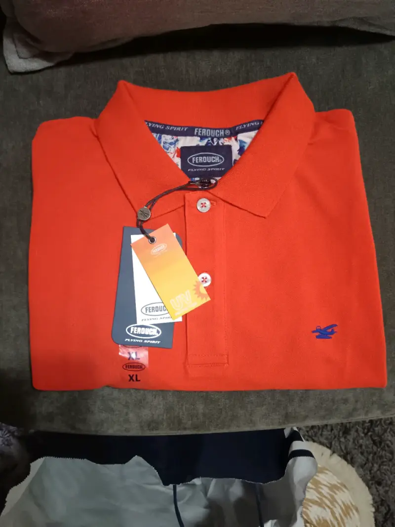 Polera azul FEROUCH con etiqueta - 2