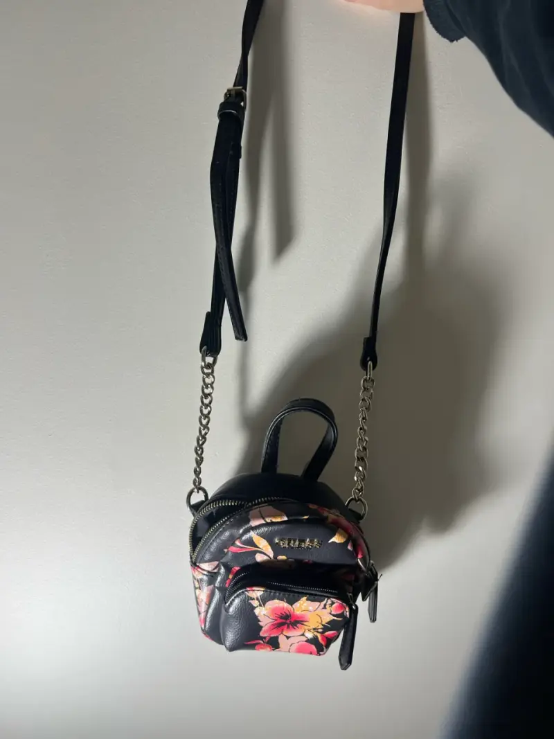 Mini mochila Guess floral - 6