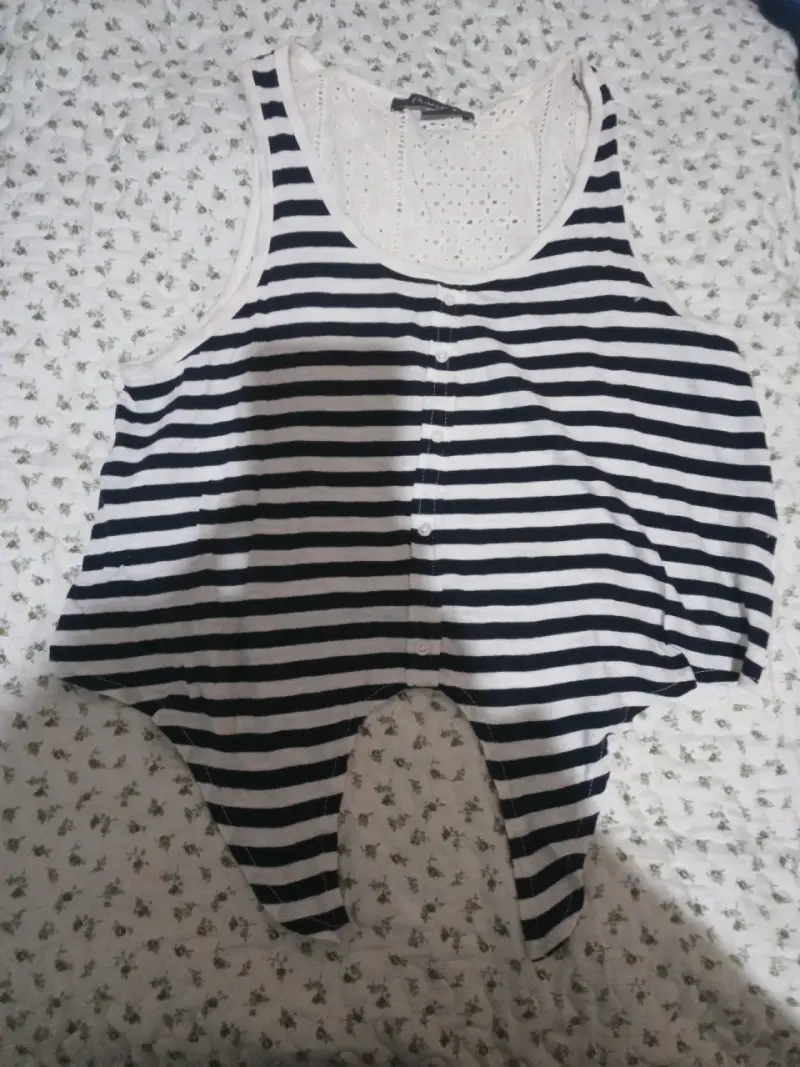 Polera rayada blanco y negro - 1